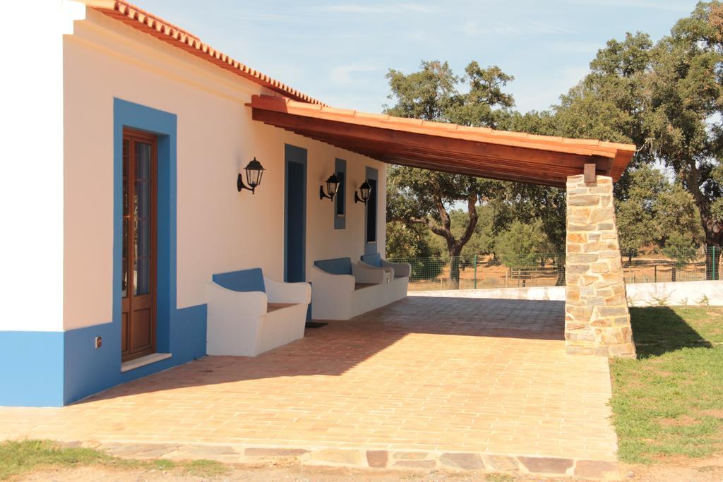 Monte Azul - Casas De Campo Do Junqueirinho Bicos Quarto foto